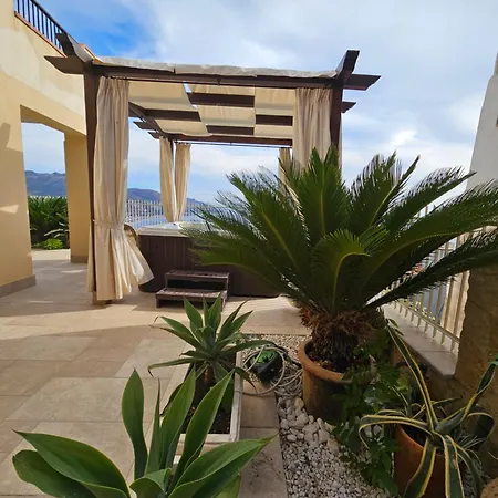 Le - Villa *