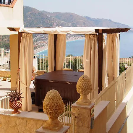 Villa Le -